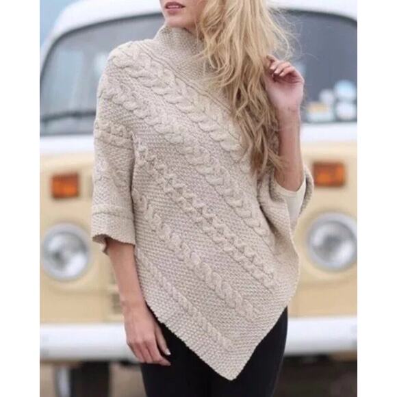 Inis Crafts Sz small Ireland Merino Wool Sweater Poncho Cape Tan Fisherman Beige - Picture 1 of 8